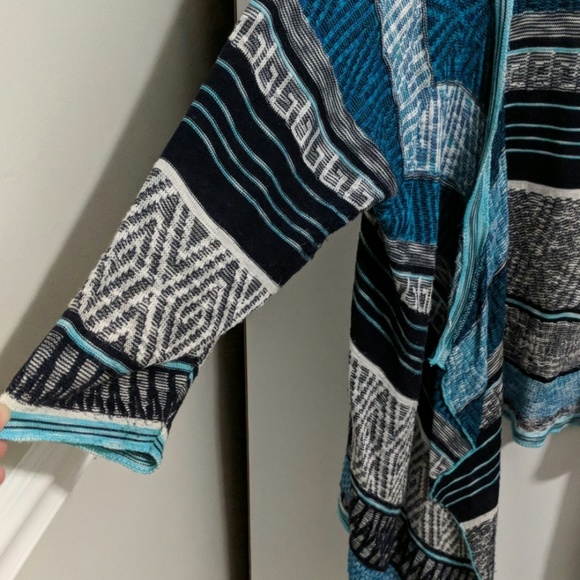 CJ Banks sweater - Picture 2 of 5